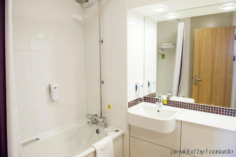 Premier Inn Tewkesbury Luaran gambar